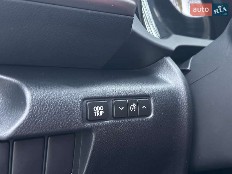 Седан Lexus IS 2013 в Одесі