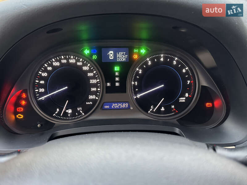 Седан Lexus IS 2006 в Днепре