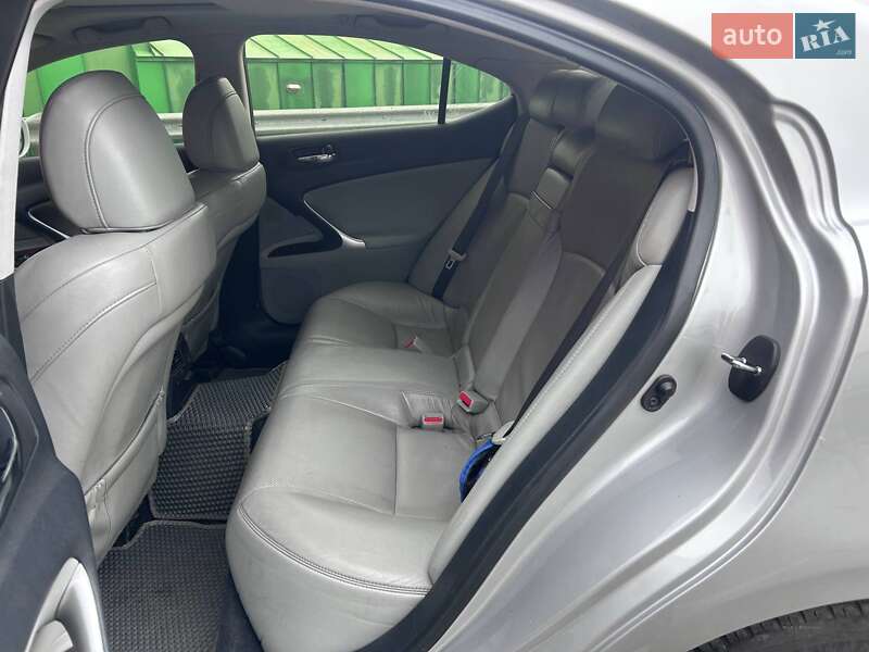 Седан Lexus IS 2008 в Києві фото 12 Седан Lexus IS 2008 в Києві