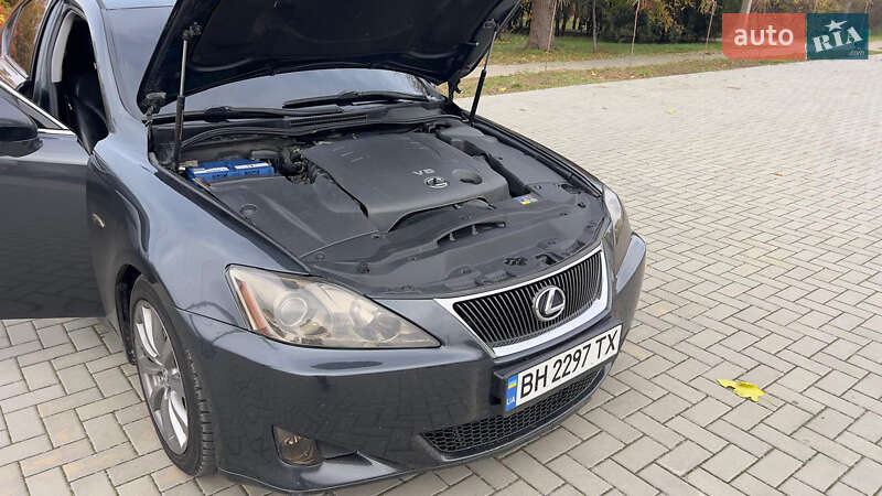 Седан Lexus IS 2006 в Одессе