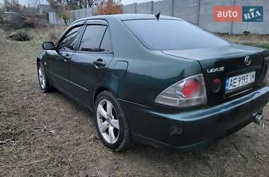 Седан Lexus IS 1999 в Каменском