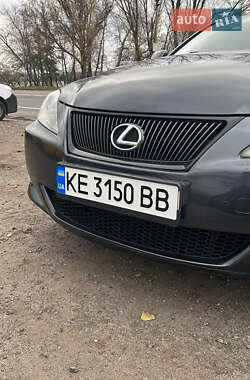 Седан Lexus IS 2005 в Сумах