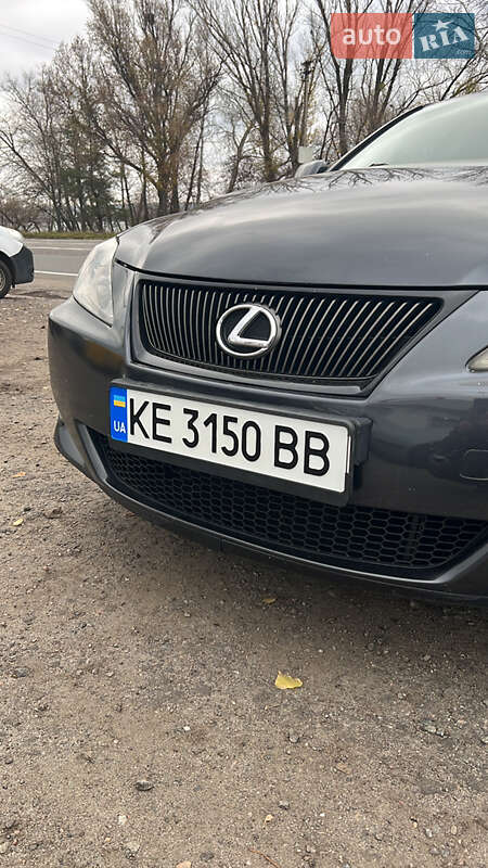 Седан Lexus IS 2005 в Павлограде