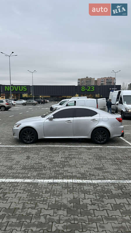Седан Lexus IS 2006 в Киеве