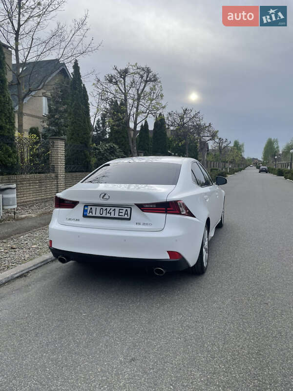 Седан Lexus IS 2013 в Киеве фото 2 Седан Lexus IS 2013 в Киеве