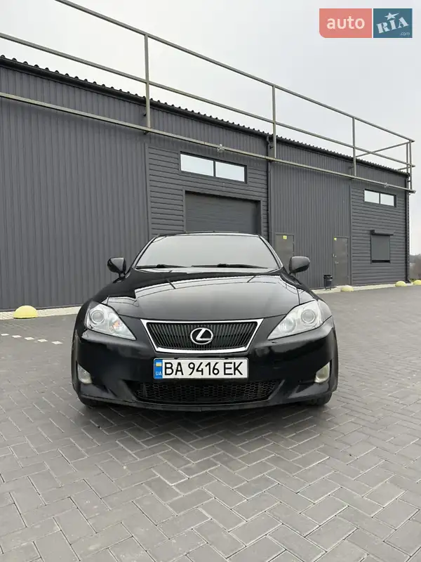 Lexus IS 2006