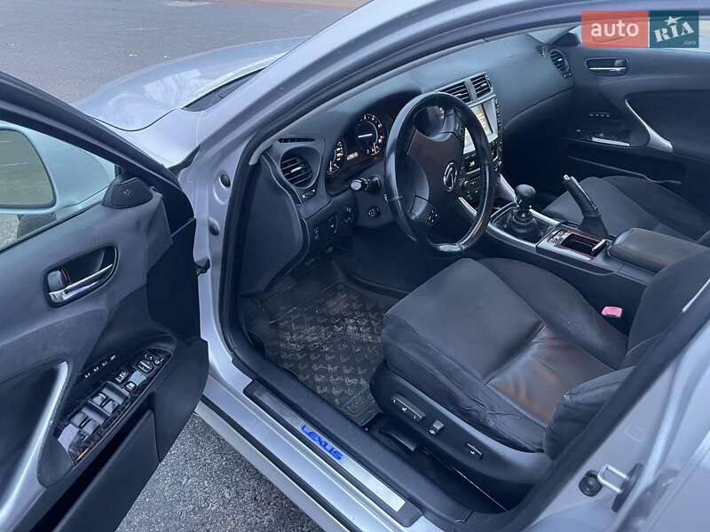 Седан Lexus IS 2007 в Петропавловской Борщаговке фото 3 Седан Lexus IS 2007 в Петропавловской Борщаговке