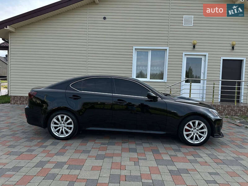 Седан Lexus IS 2006 в Ивано-Франковске
