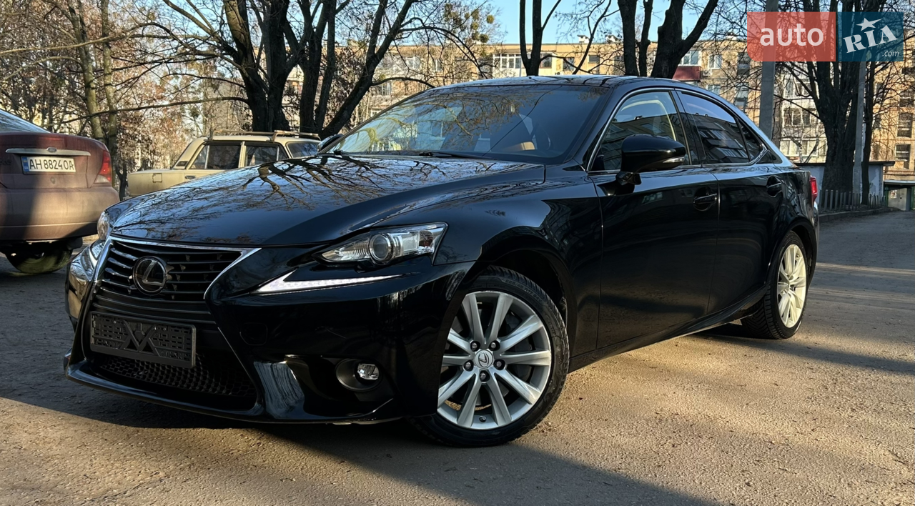 2014 Lexus IS - мініатюра 14