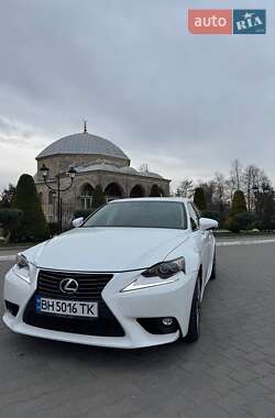 Седан Lexus IS 2014 в Измаиле