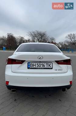 Седан Lexus IS 2014 в Измаиле