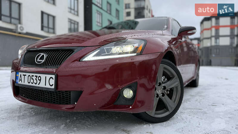 Седан Lexus IS 2013 в Івано-Франківську