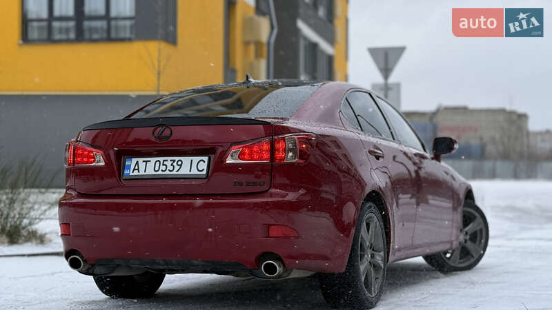 Седан Lexus IS 2013 в Івано-Франківську