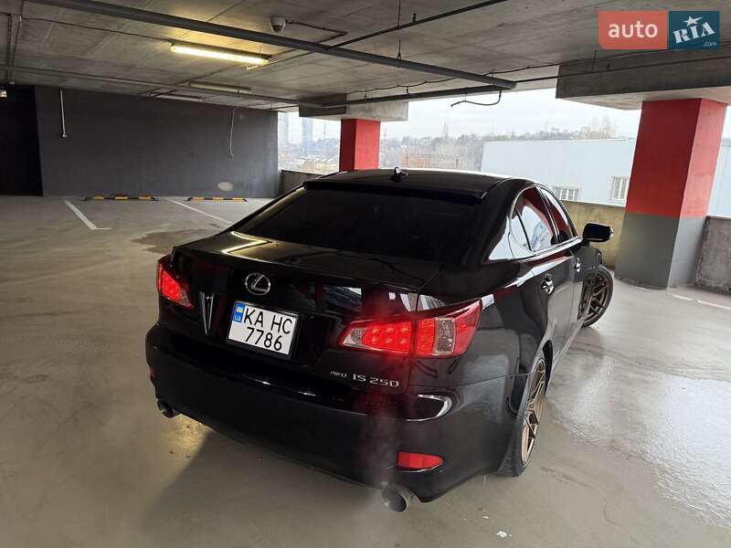 Седан Lexus IS 2011 в Києві фото 40 Седан Lexus IS 2011 в Києві