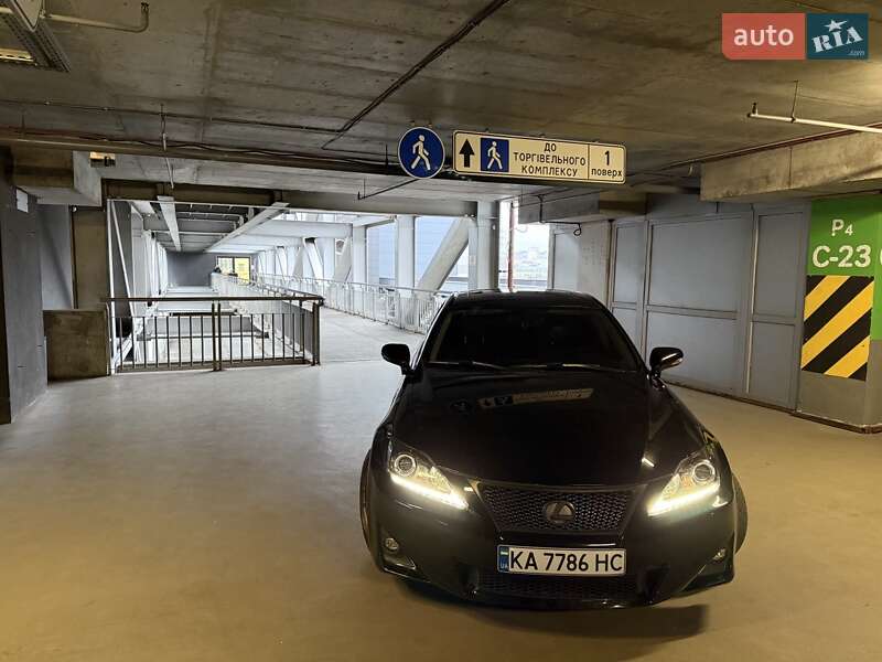Седан Lexus IS 2011 в Києві фото 29 Седан Lexus IS 2011 в Києві
