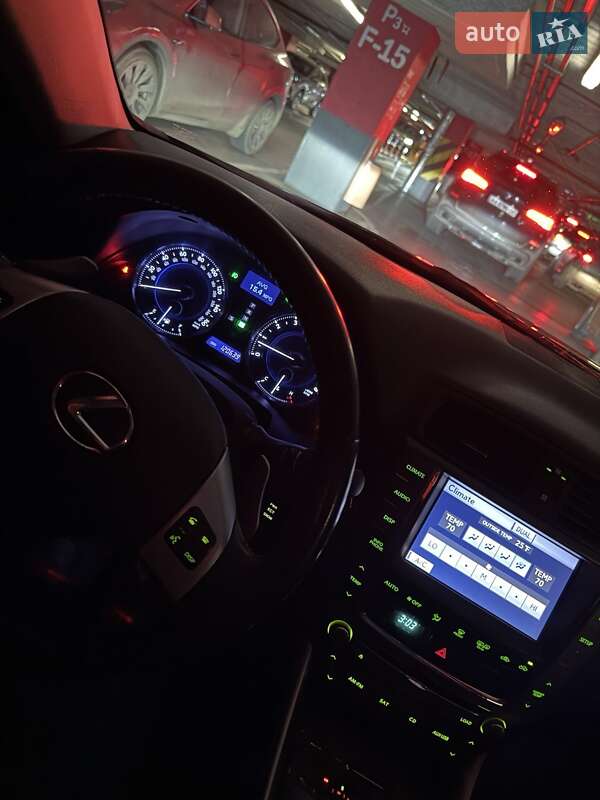 Седан Lexus IS 2011 в Києві фото 21 Седан Lexus IS 2011 в Києві