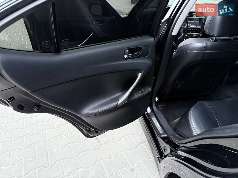 Седан Lexus IS 2011 в Києві фото 16 Седан Lexus IS 2011 в Києві