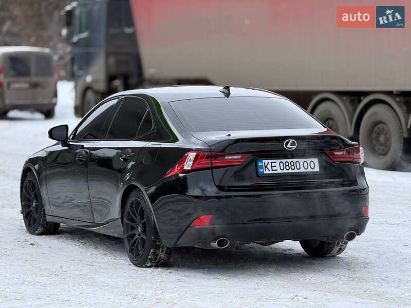 Седан Lexus IS 2013 в Днепре