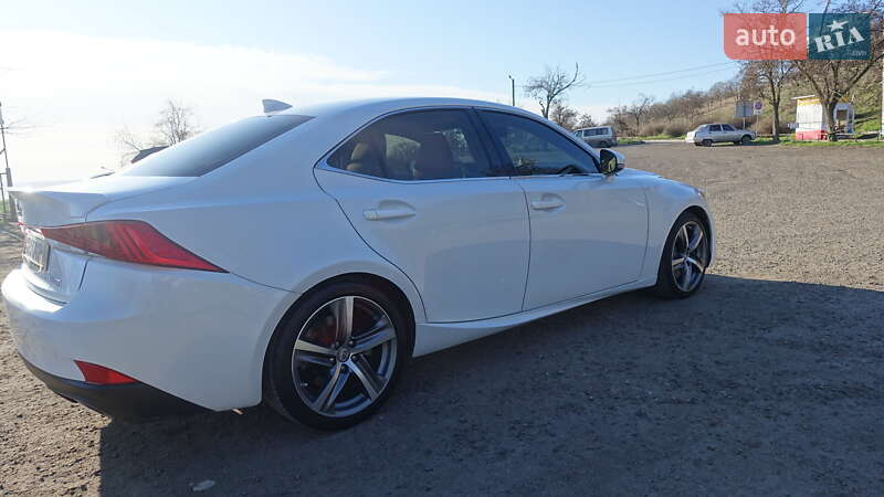 Седан Lexus IS 2018 в Одессе