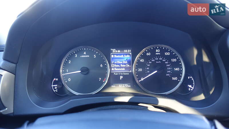 Седан Lexus IS 2018 в Одессе