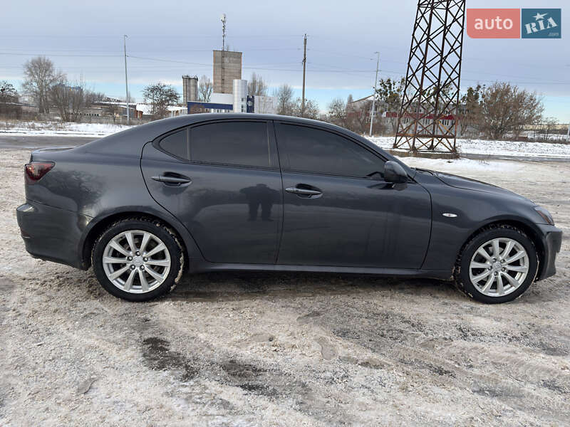 Седан Lexus IS 2007 в Киеве