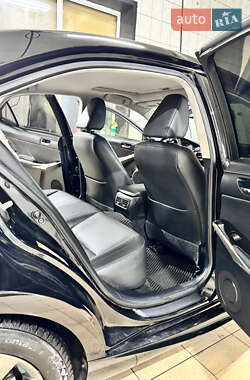 Седан Lexus IS 2013 в Никополе