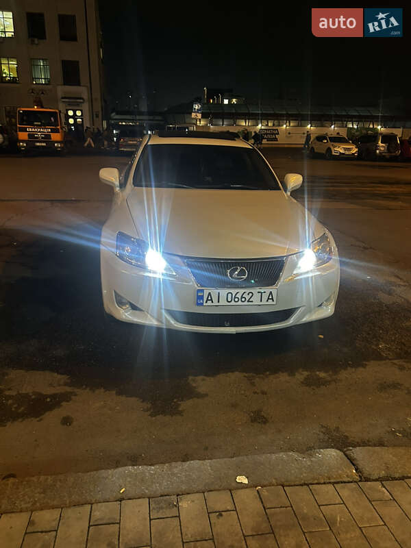 Седан Lexus IS 2006 в Харькове