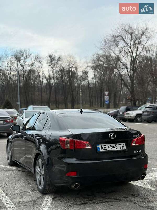 Седан Lexus IS 2012 в Днепре