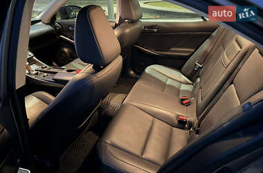 Седан Lexus IS 2014 в Киеве