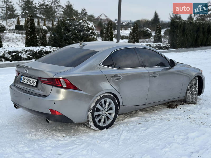 Седан Lexus IS 2013 в Днепре