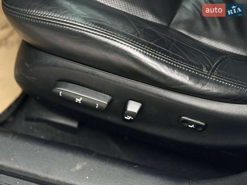 Седан Lexus IS 2008 в Днепре