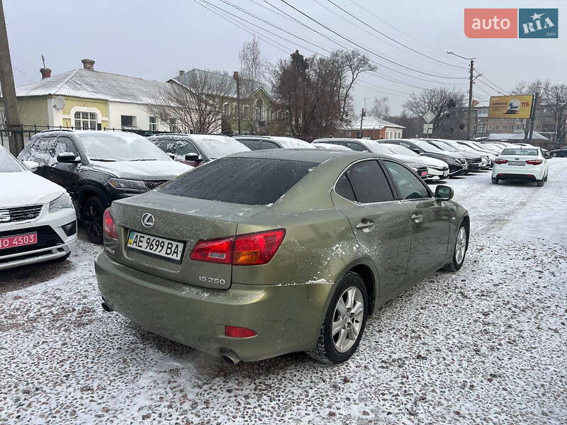 Седан Lexus IS 2006 в Полтаве