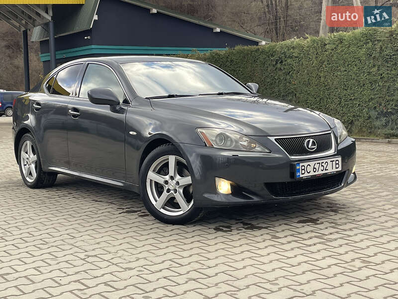 Седан Lexus IS 2007 в Турке