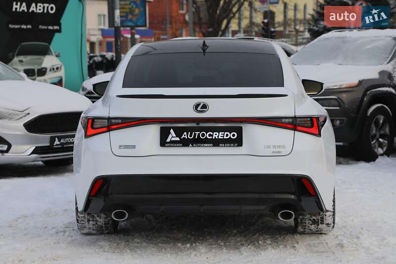 Седан Lexus IS 2021 в Харькове