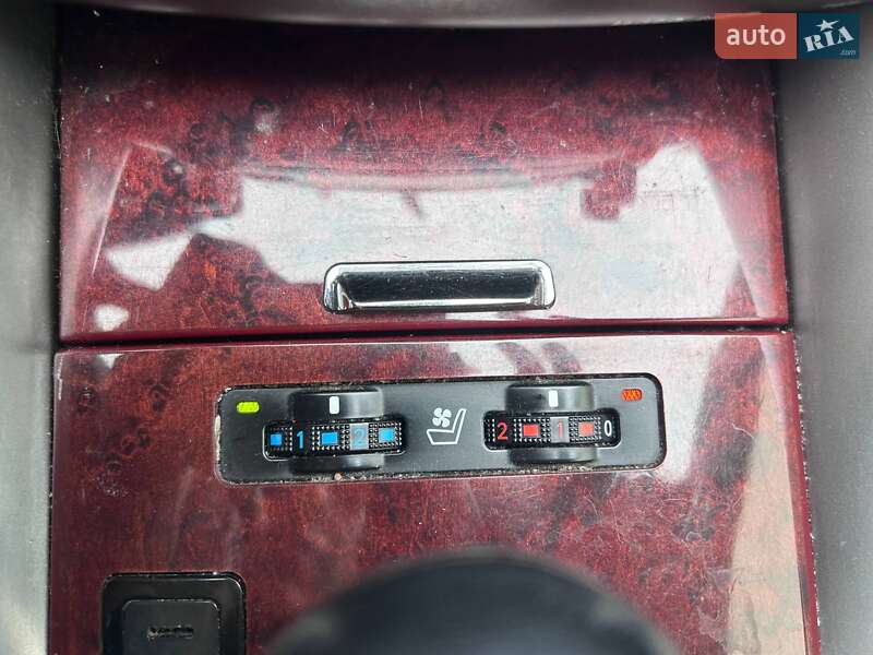 Седан Lexus IS 2008 в Киеве фото 22 Седан Lexus IS 2008 в Киеве