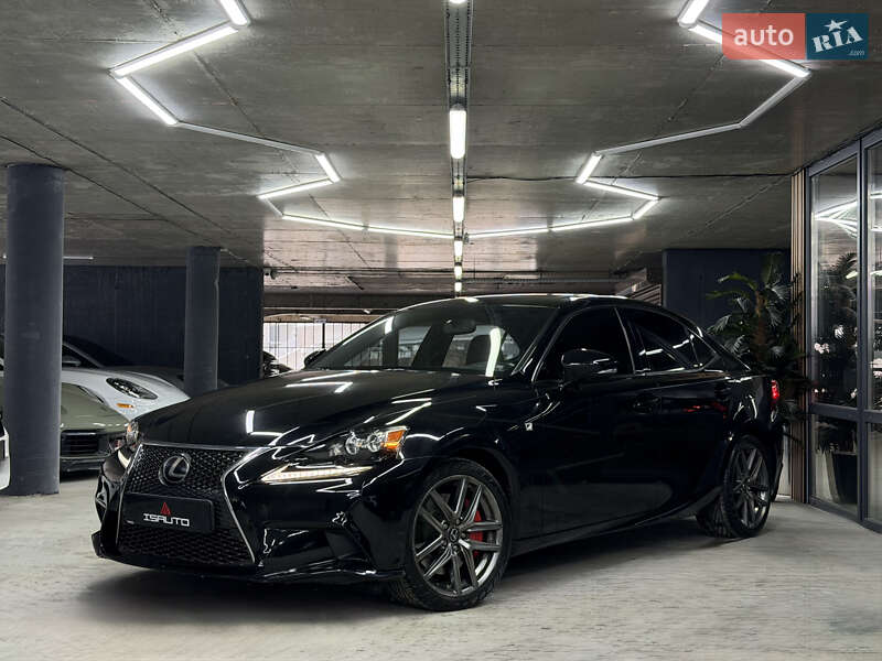 Седан Lexus IS 2015 в Одесі
