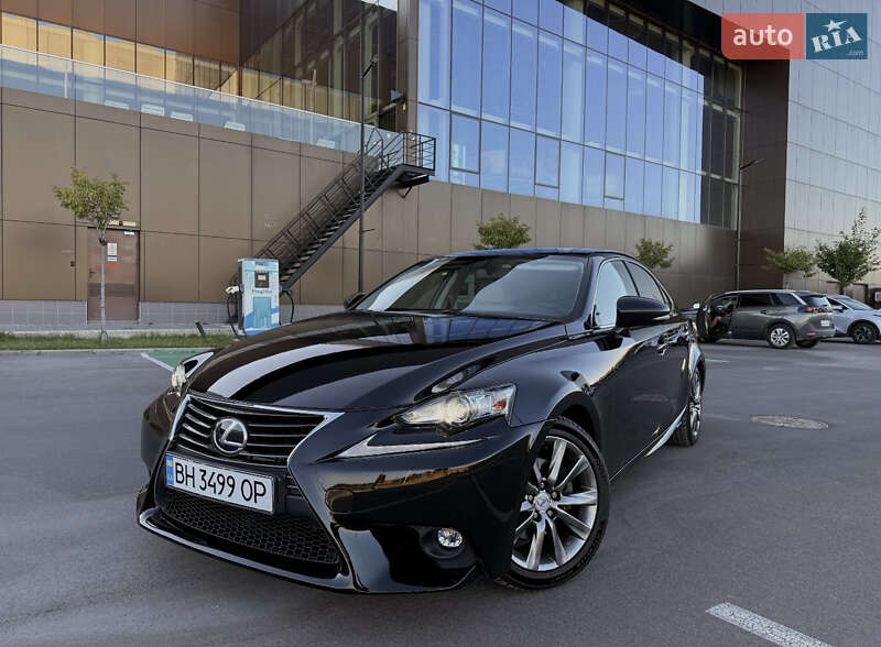 Седан Lexus IS 2016 в Одессе