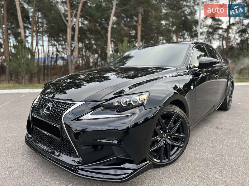 Седан Lexus IS 2014 в Киеве