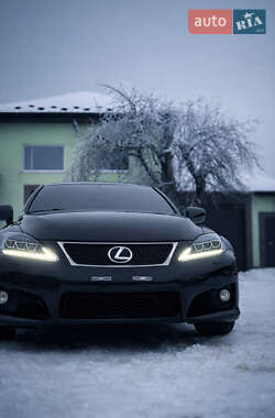 Седан Lexus IS 2010 в Христинівці