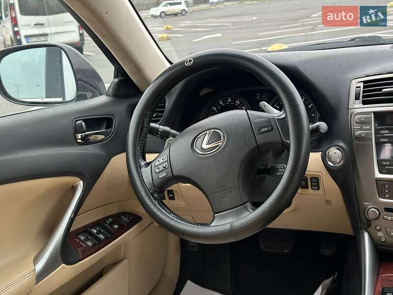Седан Lexus IS 2008 в Одесі