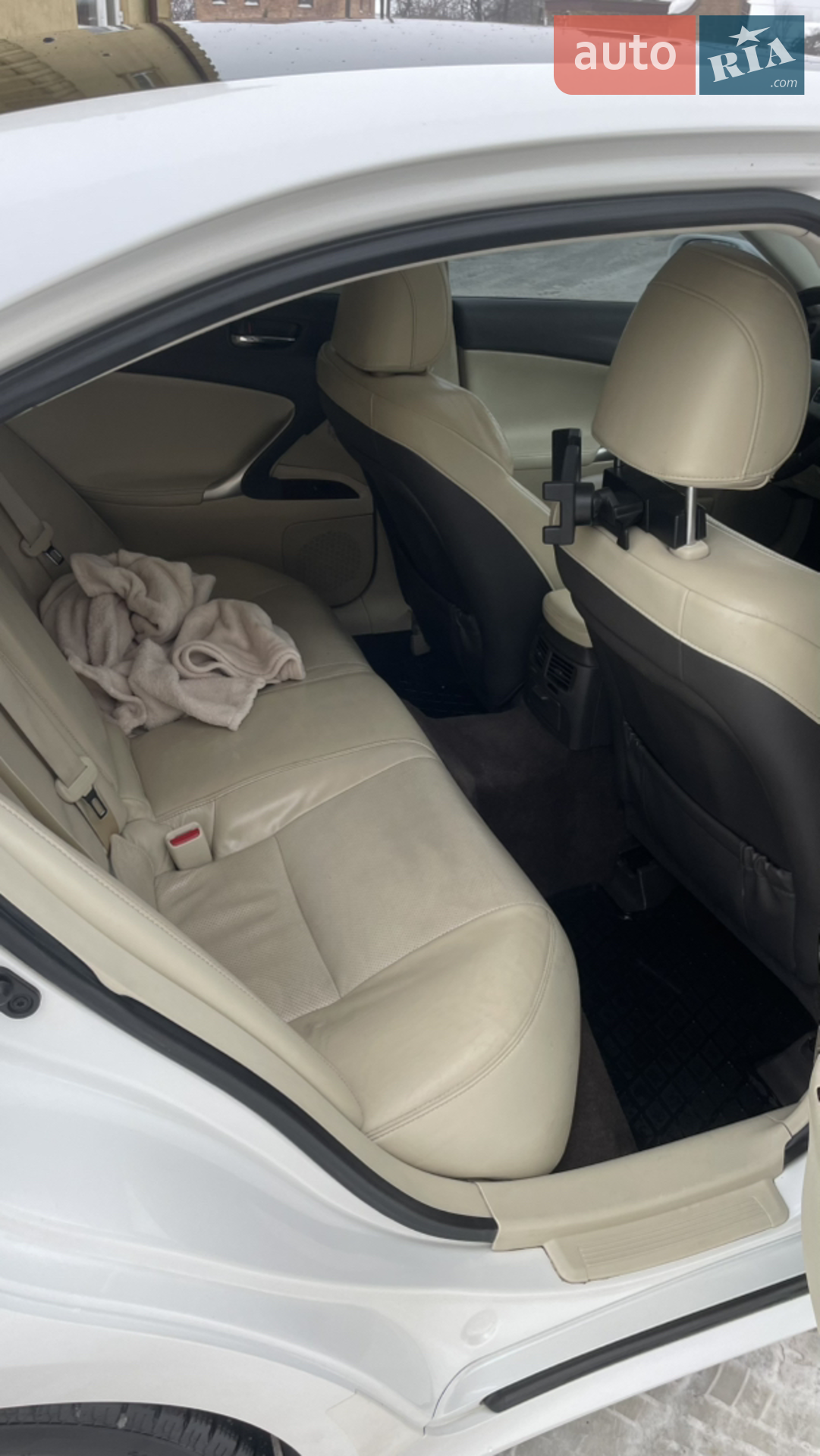 2010 Lexus IS - мініатюра 23