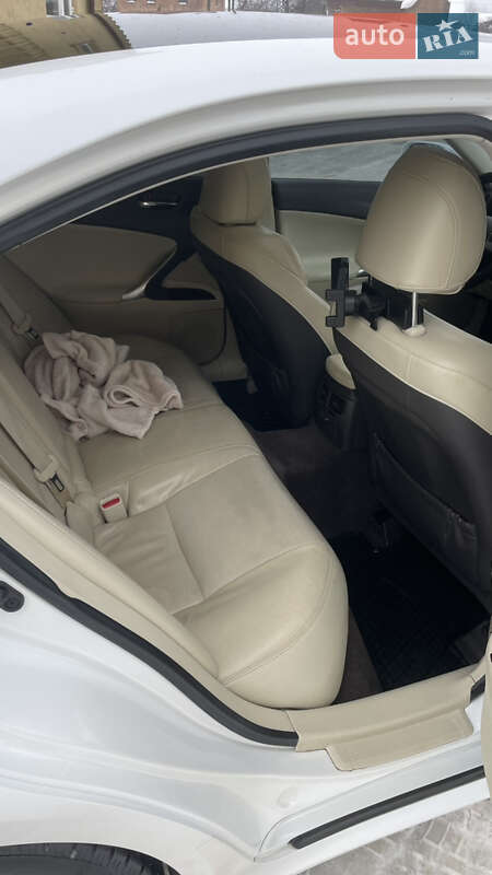 Седан Lexus IS 2010 в Тернополе фото 23 Седан Lexus IS 2010 в Тернополе