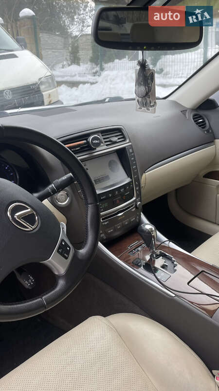 Седан Lexus IS 2010 в Тернополе фото 28 Седан Lexus IS 2010 в Тернополе