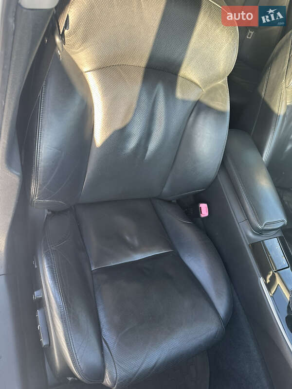 Седан Lexus IS 2008 в Киеве