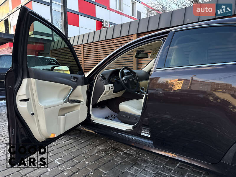 Седан Lexus IS 2012 в Одессе