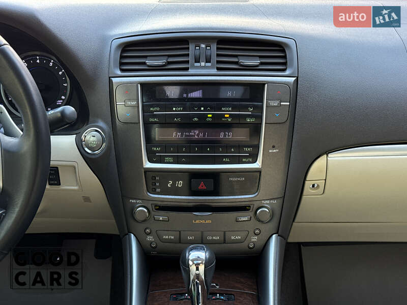 Седан Lexus IS 2012 в Одессе