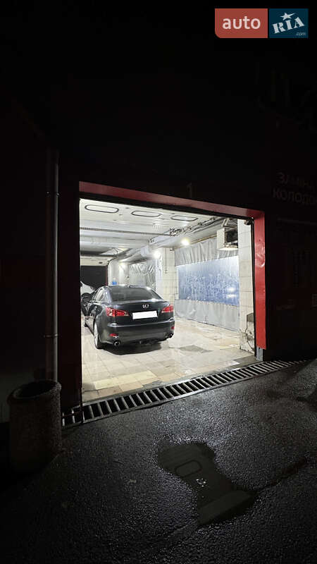 Седан Lexus IS 2011 в Одессе