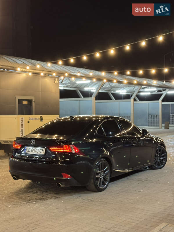 Седан Lexus IS 2016 в Днепре