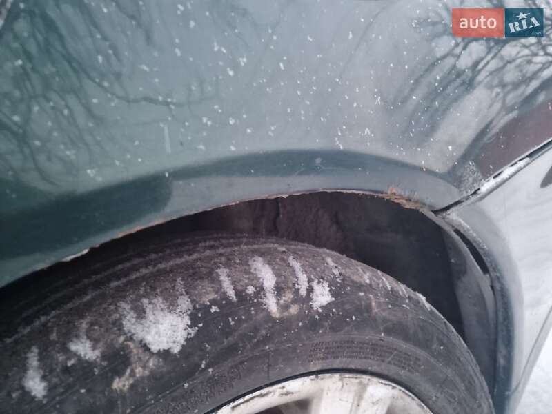 Седан Lexus IS 1999 в Каменском