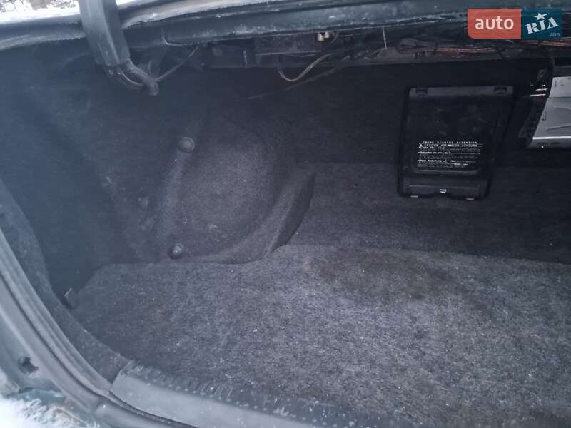 Седан Lexus IS 1999 в Каменском
